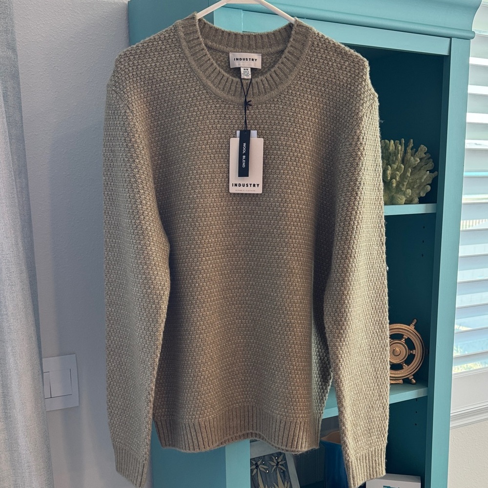 Industry Men's Crewneck Lemongrass Heather Sweater Medium NWT